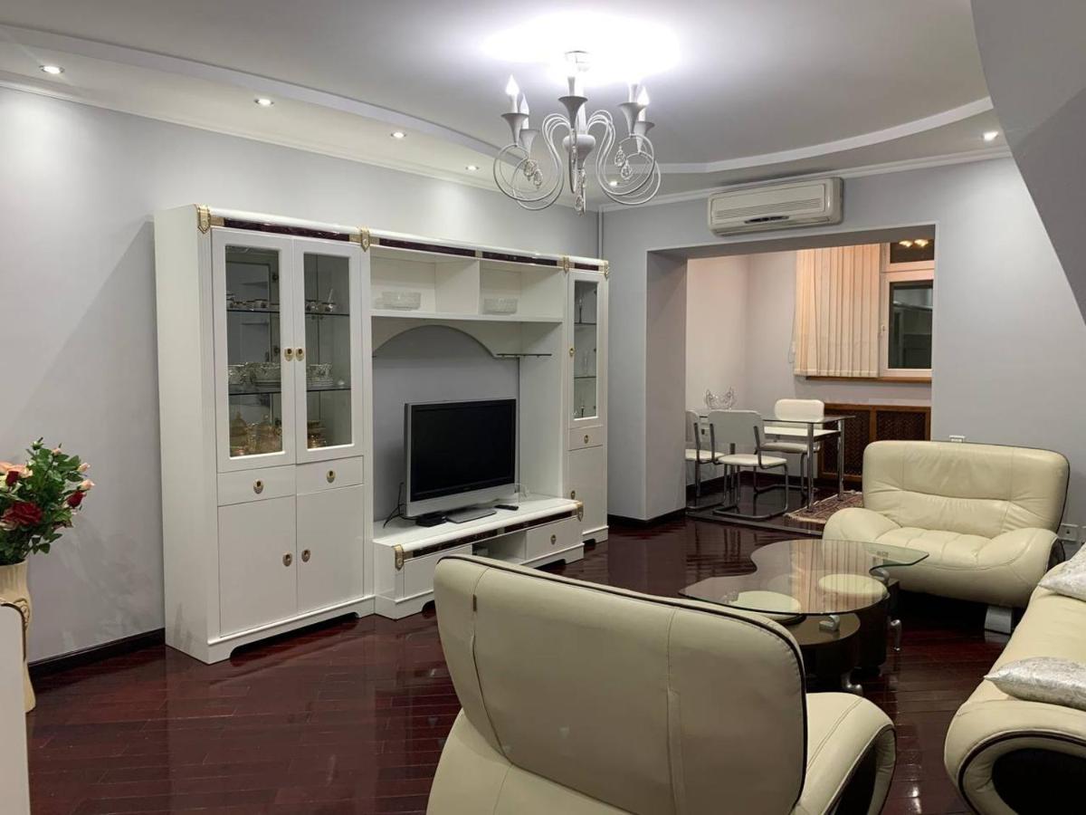 טשקנט Beautiful Apartments In The Heart Of The City מראה חיצוני תמונה